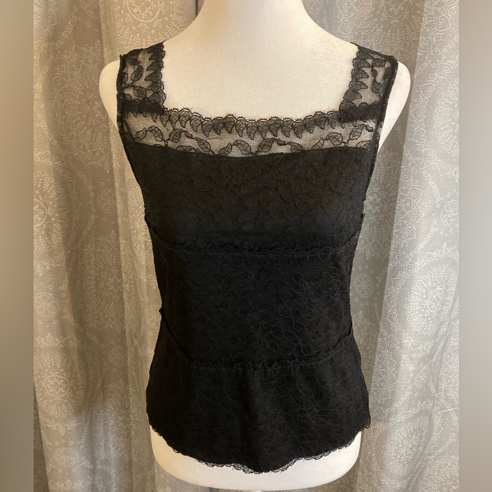 Garfield & Marks Women’s Black Lace Top Fully Lined Size XS